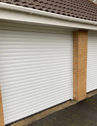 Electric roller garage door